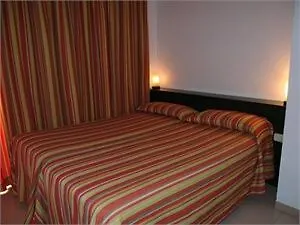 מלון יורט דה מאר Apartamentos Rosanna - Lloret