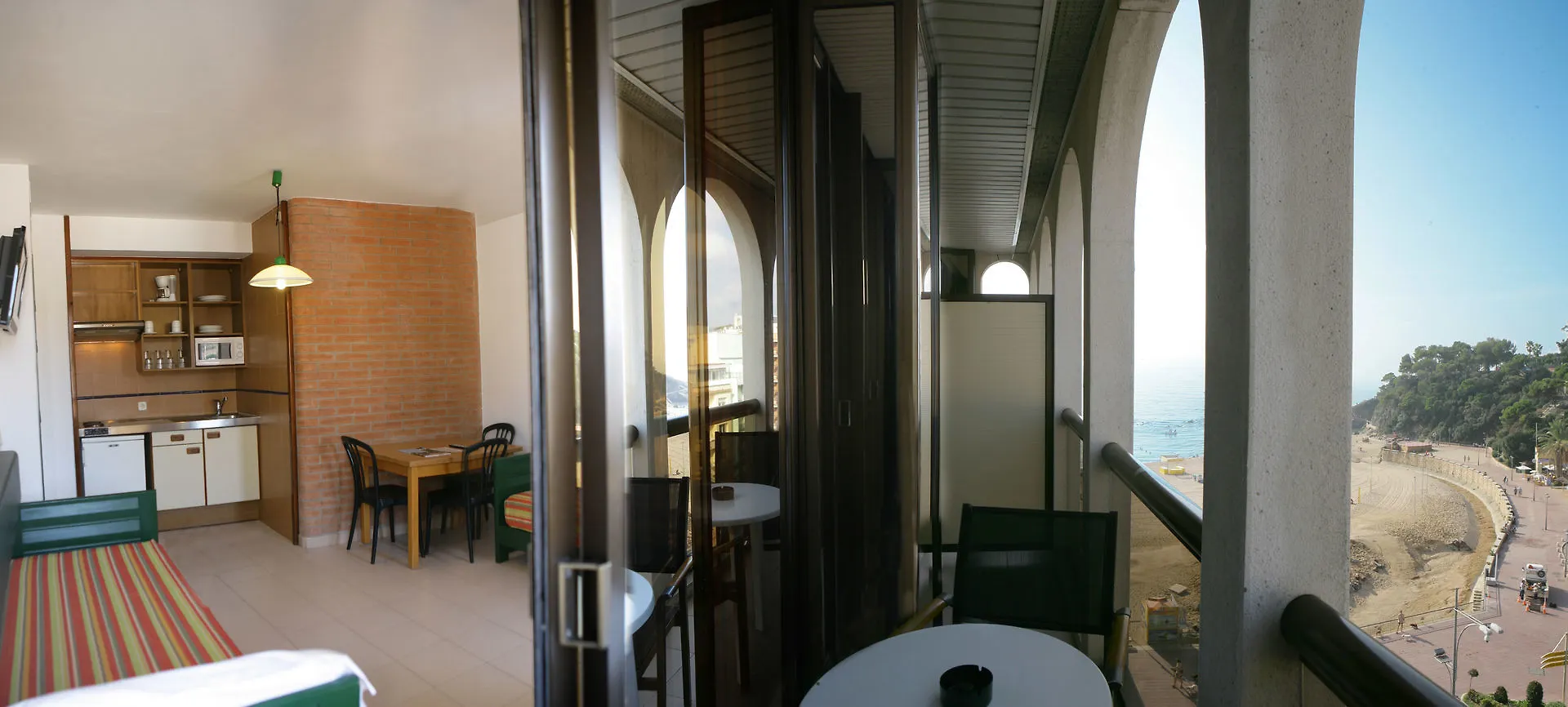יורט דה מאר Apartamentos Rosanna - Lloret 2*, יורט דה מאר ספרד