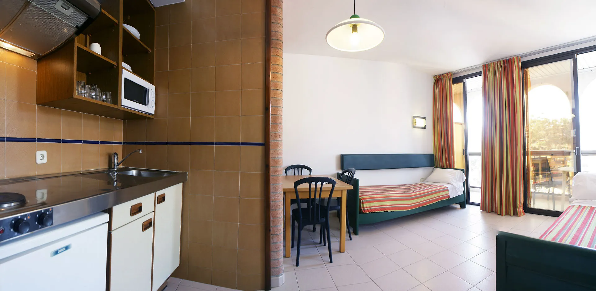 יורט דה מאר Apartamentos Rosanna - Lloret מלון