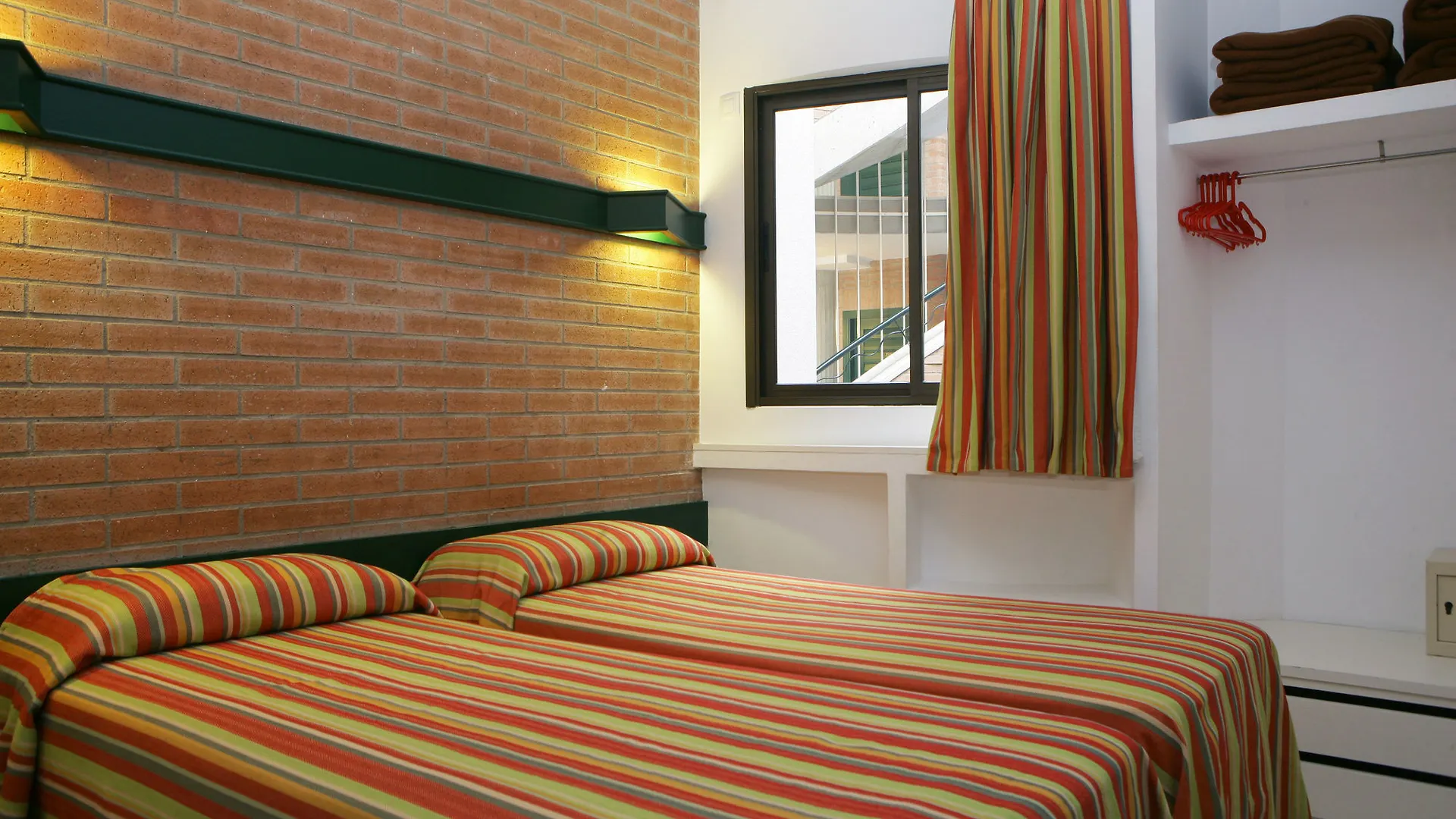 יורט דה מאר Apartamentos Rosanna - Lloret יורט דה מאר